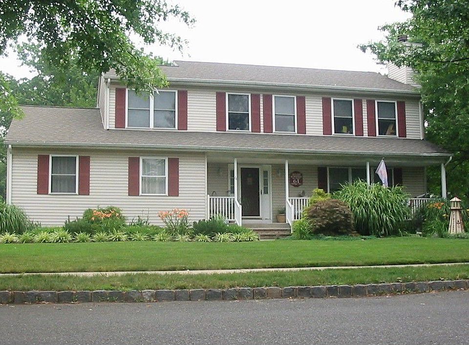 Beautifu Custom Colonial
