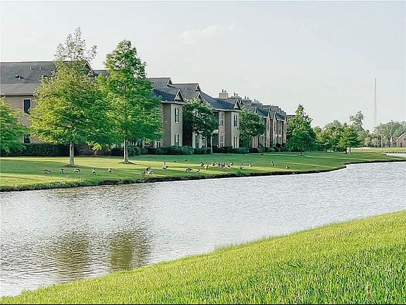 3rd image of 524 Ansley Blvd #B