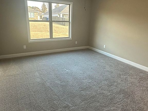 3rd image of 177 River Pointe Dr