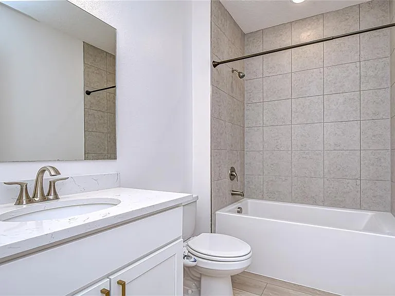 10027 Dolphin Gull Cir — Photo 10