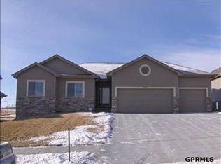 3868 S 202nd St, Omaha, NE 68130