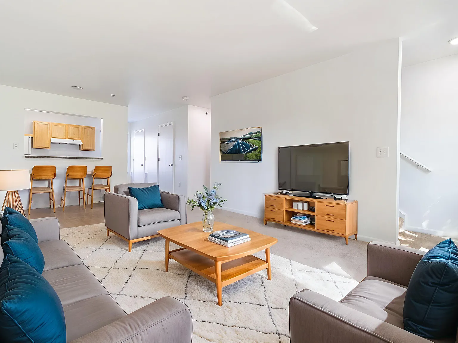 Palmer Court Townhomes — Photo 3