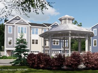156 W Front St #19, Keyport, NJ 07735