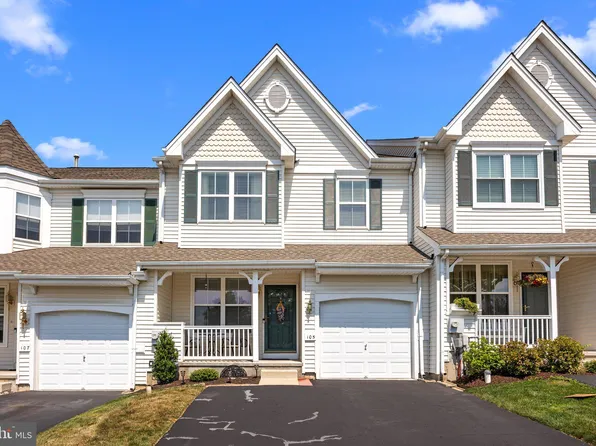 105 W Hamilton St, Chalfont, PA 18914