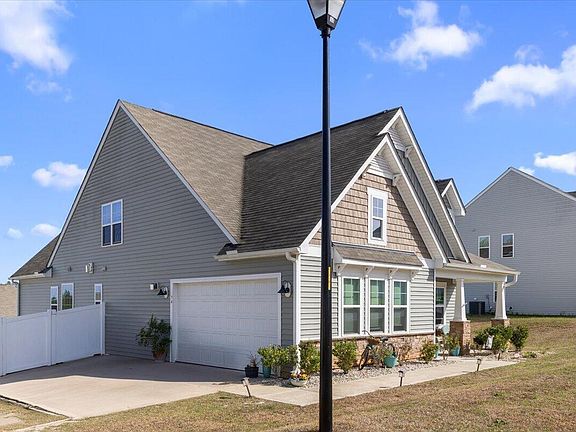 2nd image of 74 Tympani Ln