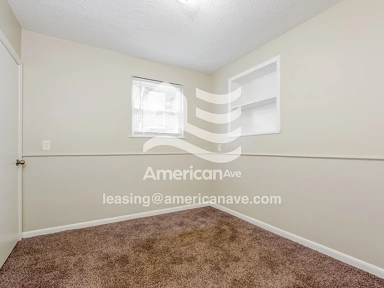 185730_010_wm_-_bedroom_13100119.jpg
