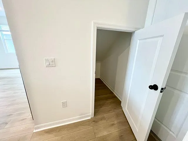 Unit Photo