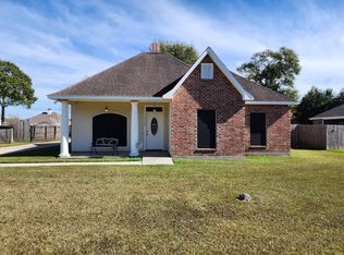 32729 Hemingway Ave, Denham Springs, LA 70706