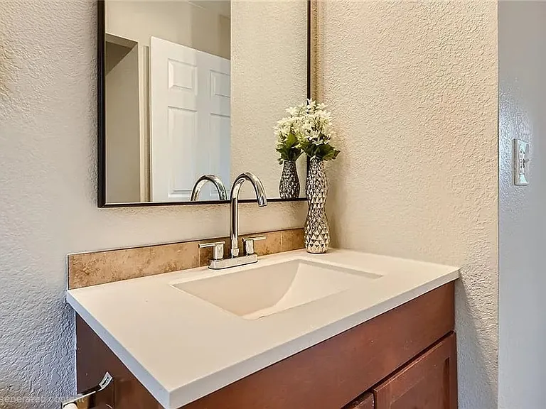 1603 Carmel Dr — Photo 18