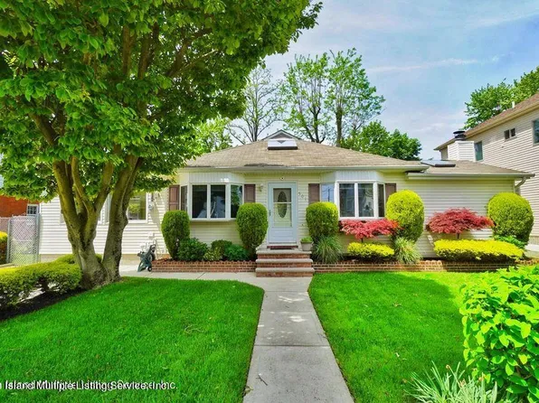 501 Darlington Ave, Staten Island, NY 10309