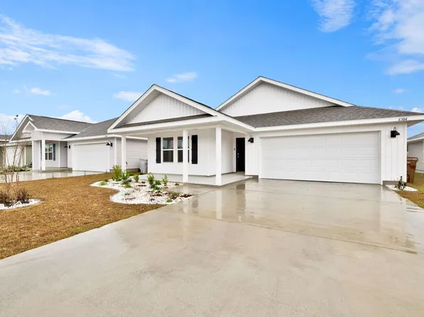 6304 Firefly Dr, Milton, FL 32583