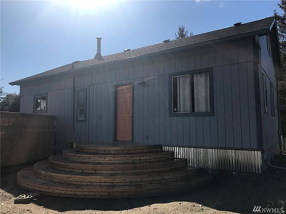 3rd image of 1210 240th St
