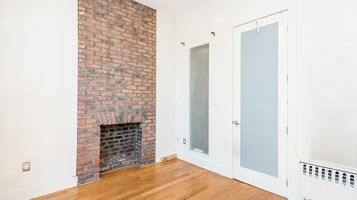 Rented by Nooklyn NYC LLC | media 15