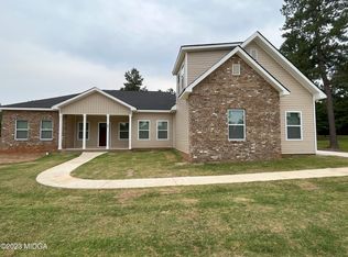 407 Gray Wolf Dr, Macon, GA 31216