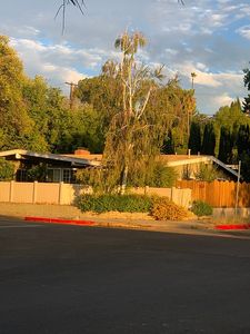 22996 Brenford St, Woodland Hills, CA, 91364