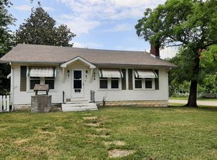 229 J St NW, Miami, OK 74354