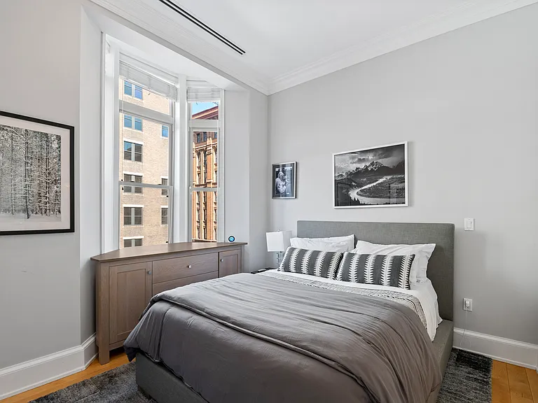 421 Chestnut St #404 — Photo 13