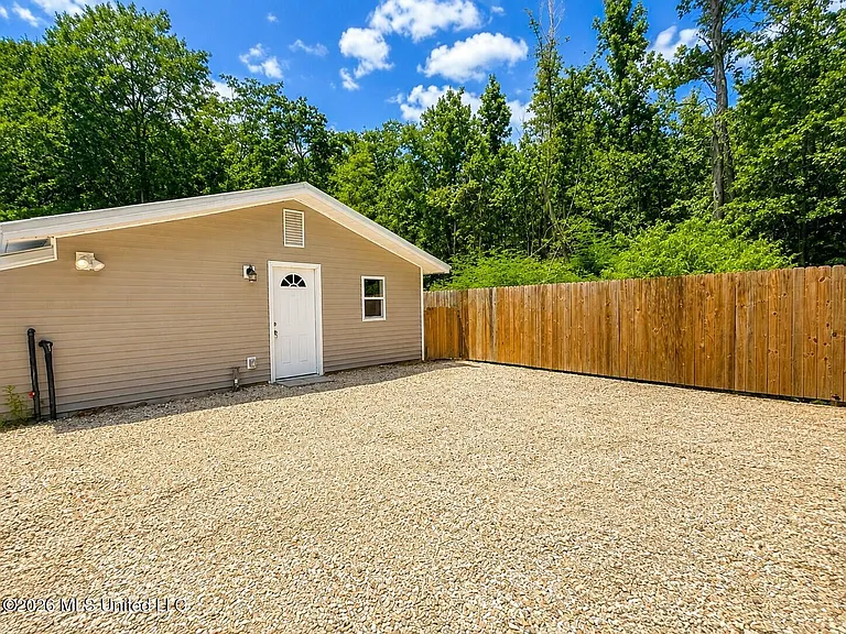 40A Huppo Rd — Photo 3