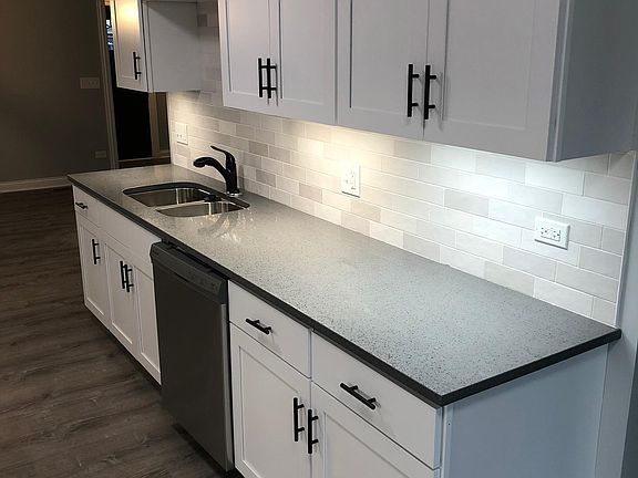3rd image of 21651 W Highland Dr
