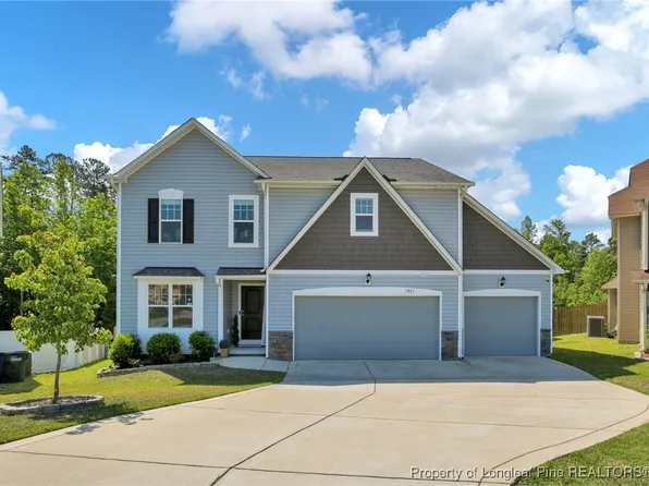 1921 Shady Knolls Ln, Fayetteville, NC 28314