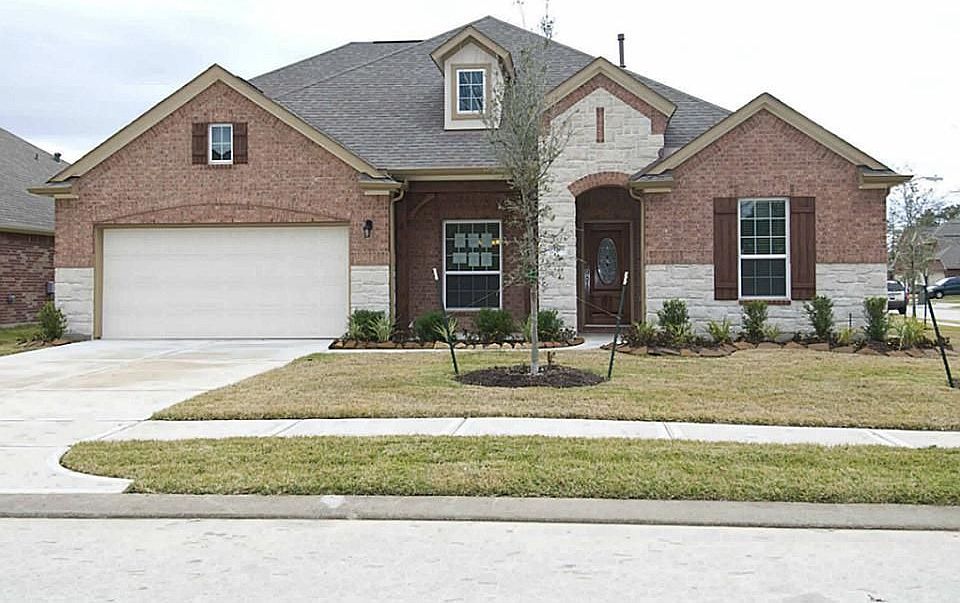 1st image of 21362 Kings Mill Ln