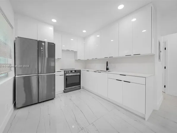 5509 NW 5th Ct, Miami, FL