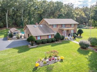 63 Waterman St, Killingly, CT 06239