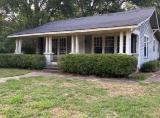 208 W Gresham St, Indianola, MS 38751