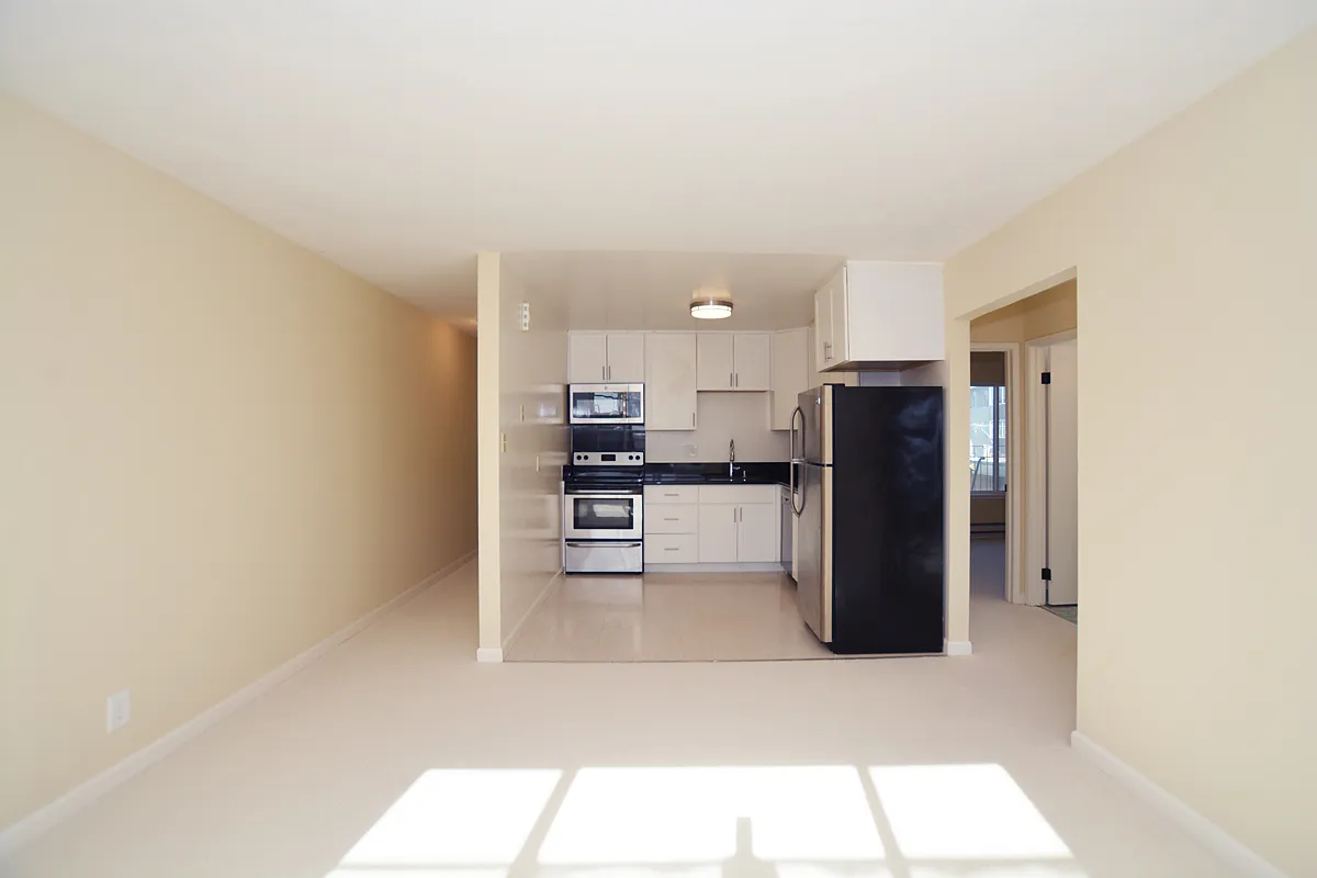 2 bed, 805 sqft, $4,800 — Photo 3