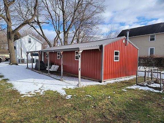 4th image of 814 French St