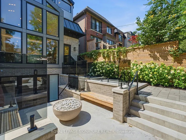 156 Snowdon Ave — Photo 47