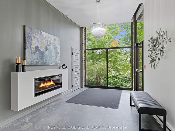 5th image of 20 Berkley Rd #702