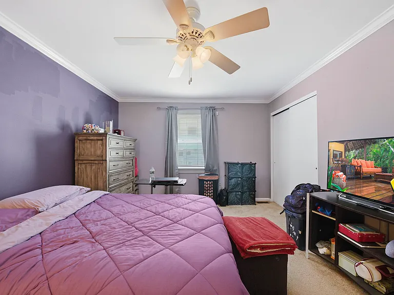 1146 Sawmill Rd — Photo 4