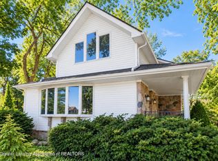 7124 E Clinton Trl, Eaton Rapids, MI 48827