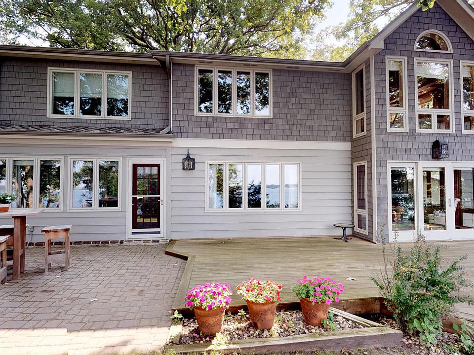 1st image of 6913 Lake Shore Dr