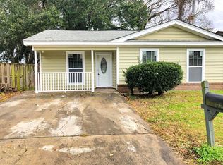 8 Lands End Cir, Savannah, GA 31406