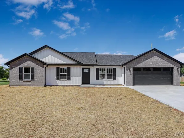 114 Holmes St, Fredericktown, MO 63645