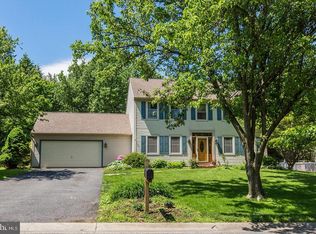 1312 Pennscott Dr, Landisville, PA 17538