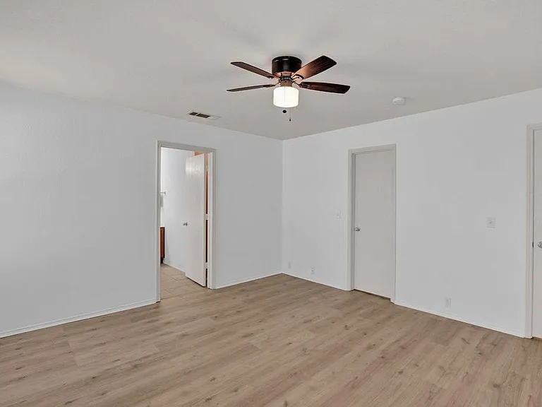 4507 Falcon Dr — Photo 12