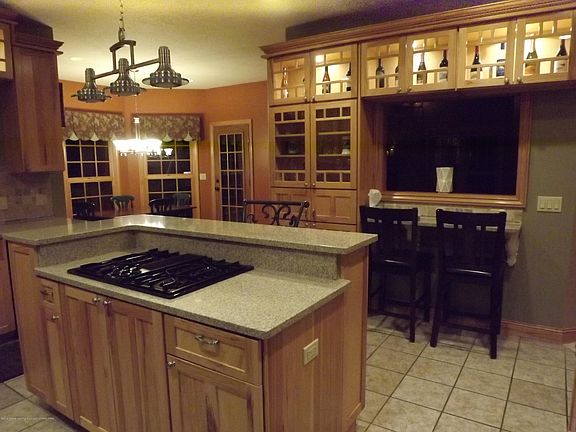 4th image of 6266 Omara Dr