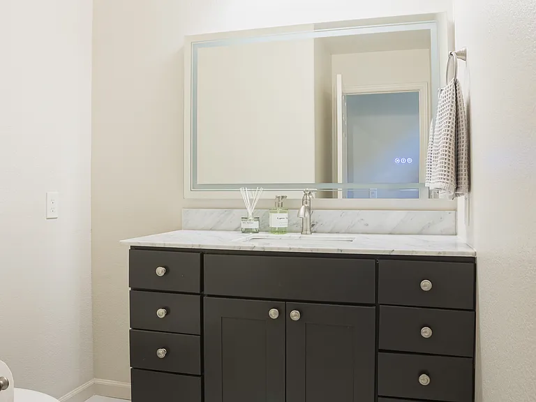 7921 E Joshua Tree Ln — Photo 16