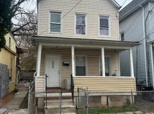 133 Smith St, Elizabeth, NJ