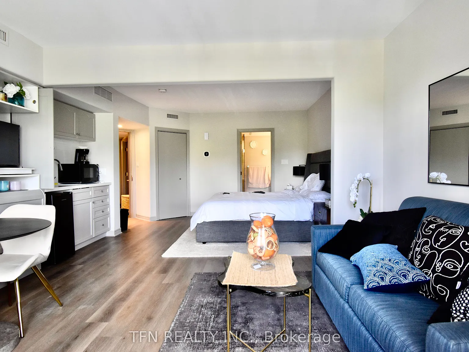 1 bed, $1,600 — Photo 3