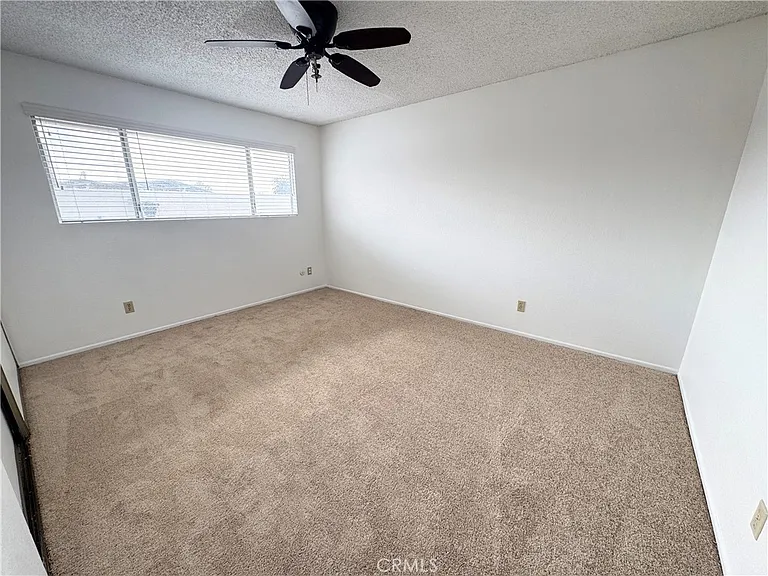 1236 W 8th St #8 — Photo 7