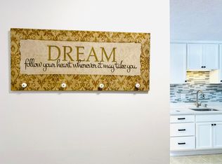 2248 Southgate Sq, Reston, VA 20191