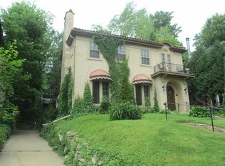 4432 Thomas Ave S, Minneapolis, MN 55410