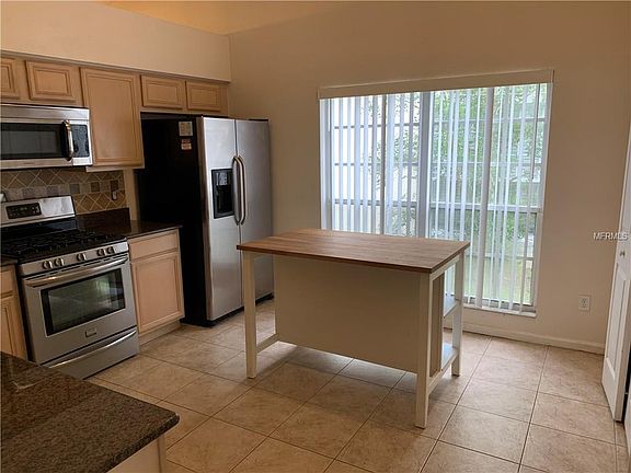 5th image of 6420 Streamport Dr