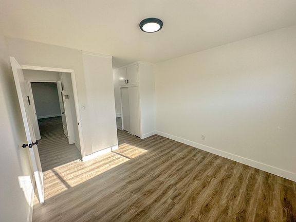 4th image of 5315 Lorna St APT K
