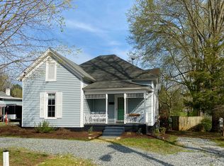 507 S 3rd St, Mebane, NC 27302