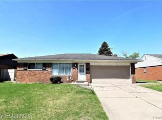 25563 Wexford Ave, Warren, MI 48091